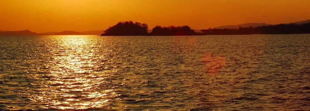 Lake Kariba Inns Siavonga Bagian luar foto