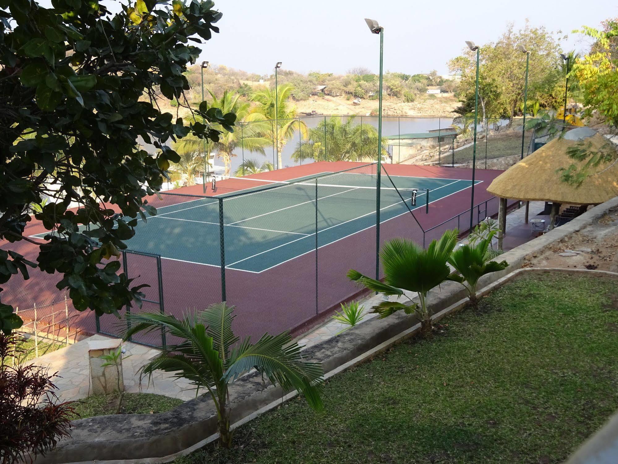 Lake Kariba Inns Siavonga Bagian luar foto